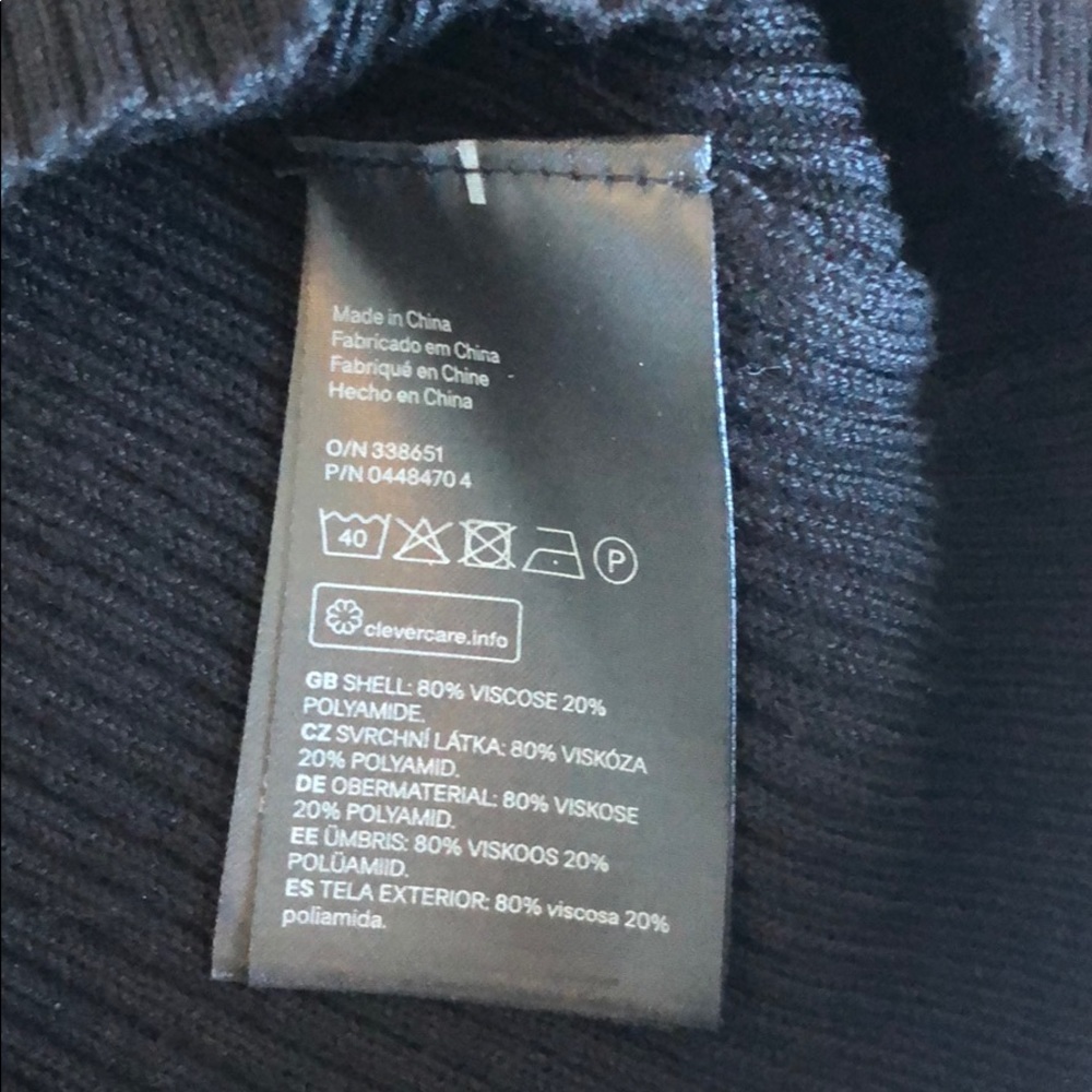 H&M Ribbed Cut Out Sweater - Picture 6 of 7